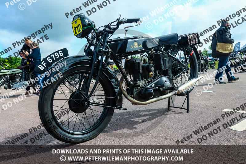 Vintage motorcycle club;eventdigitalimages;no limits trackdays;peter wileman photography;vintage motocycles;vmcc banbury run photographs